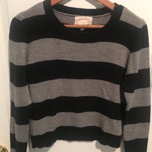 Sweater Black & Gray Stripe. Long Sleeve, Crop